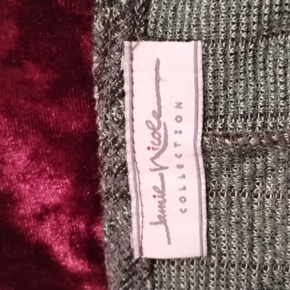 Knit Top - Picture 5 of 5